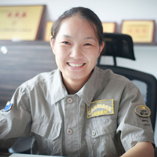 財務部長  李嬌艷